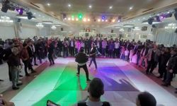 Malatya yöresinin Tura Oyunu Elazığ düğününde şaşkınlık yarattı