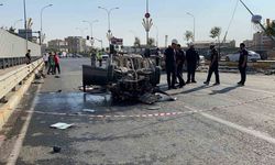 Şanlıurfa'da refüjü aşan otomobil araçların arasına daldı: 3’ü ağır 5 yaralı