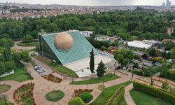 "Yapay Zeka Yönetmenini Arıyor: Kısa Film Hackathonu"