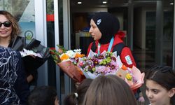 Malatya’nın Altın Kızı Rabia Topuz Madalyasıyla Döndü