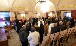 “Bir Kent, Bir Tarih, Bir Kadraj” Fotoğraf Sergisi Tahtalı Hamam Müzesi’nde Açıldı