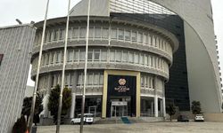 Depremde hasar alan Malatya Büyükşehir Belediyesi taşınıyor