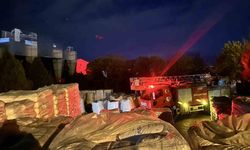 Elazığ yalıtım fabrikasında yangın: 16 kişi dumandan etkilendi