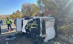 Mardin’de otomobil devrildi: 3 yaralı