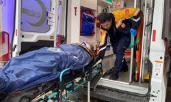 Şarampole devrilen otomobilde 3 kişi yaralandı