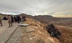 Traktör devrildi 13 işçi yaralandı