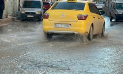 Malatya'da Su Borusunun Patladığı Mahalle Göle Döndü