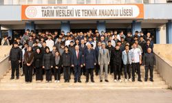 Gençlerle Buluşan Başkan Er: ‘Azimle Başaramayacağınız Hiçbir Şey Yok!