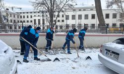 Battalgazi Belediyesi Kar Yağışına Karşı Sahada