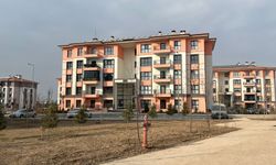 Malatya'da Evleri Yıkılan Aile Yeniden Hayata Tutundu: İşte Mutlu Anlar