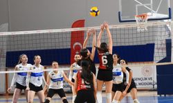 Malatya Voleybol Kulübünden Mükemmel Geri Dönüş Galibiyeti