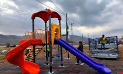 Doğanşehir'e modern çocuk parkı yapıldı