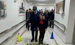 Bakan Yusuf Tekin’den Malatya’da Anlamlı Farkındalık: Beyaz Bastonla Yürüdü