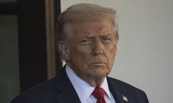 ABD Başkanı Trump'ın Florida'daki konvoyu 'şüpheli nesne' nedeniyle güzergah değiştirdi