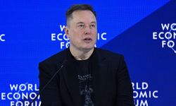 Davos’ta gündem Elon Musk: “Yaşlanma tersine çevrilebilir”