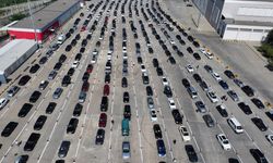 Kara sınır kapılarından geçiş yapan yolcu sayısı 5 yılda 141,3 milyon oldu