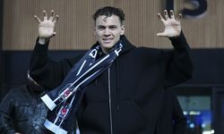 Kristjan Asllani, Beşiktaş'ın 195. yabancı futbolcusu oldu