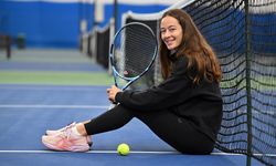 Milli tenisçi Zeynep Sönmez, Avustralya Açık'ta 2. tura yükseldi