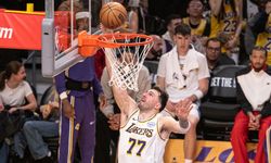 NBA'de Lakers, Luka Doncic ve LeBron James ikilisiyle kazandı
