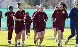 Trabzonspor kadın futbol takımı şampiyonluk hedefliyor