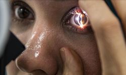 Yapay zekaya güvenilerek ihmal edilen göz sağlığı tedaviyi zorlaştırıyor