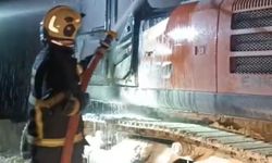 Batman'da iş makinesi yandı