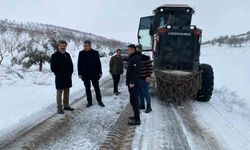 Besni'de kapanan köy yolları açılıyor