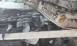 Diyarbakır'da buz tutan yolda zincirleme kaza: 3 yaralı