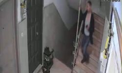 Eski eşine vahşeti yaşatan şahsın olay sonrası kaçma anları kamerada