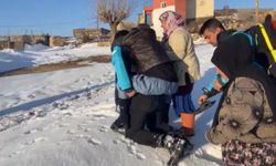 Fedakar sağlık personeli: 84 yaşındaki hastayı sırtında taşıdı