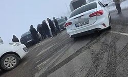 Siirt'te otomobiller çarpıştı: 2 yaralı