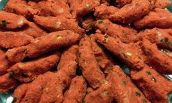 Bu lezzeti deneyen vazgeçemiyor: Malatya usulü çiğ köfte