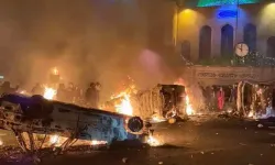 İran Sokakları Karıştı: Gösterilerde 7’si Çocuk 65 Kişi Hayatını Kaybetti