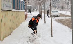 Malatya rekor kırdı: Kar yüksekliği 30 cm’ye ulaştı!