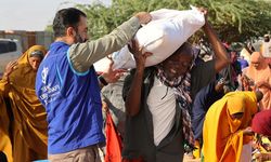 Diyanet Vakfı ihtiyaç sahibi 8 bin 250 aileye gıda yardımı yaptı