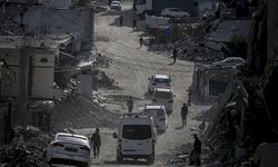 Gazze'ye dönen Filistinliler İsrail askerlerinin Refah Sınır Kapısı'nda uyguladığı baskıyı anlattı