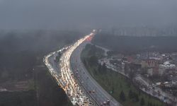 İstanbul'da yarıyıl tatilinin ardından ilk iş gününde trafik yoğunluğu