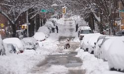 Kar ve Fırtına Bir Arada: Elektrikler Kesildi, Ulaşım Çöktü
