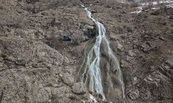 Karların erimesiyle Kırca Şelalesi yeniden canlandı