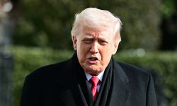 Trump, 'hileli' diye nitelendirdiği seçimlerde seçmen kimliği ile vatandaşlık belgesinin sunulmasını istedi