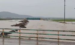 Gaziantep İslahiye'de sağanak sonrası ev ve tarlaları su bastı