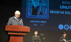 Kahtalı Mıçe Yıl Dönümünde Türküleriyle Anıldı: Salonda Duygusal Anlar