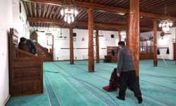 Kayseri Melikgazi'de camiler Ramazan için temizleniyor