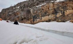 Şırnak'ta 6 bin nüfuslu beldenin yolunun açılması için çalışmalar sürüyor