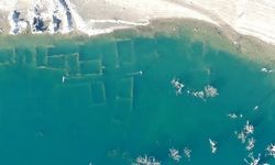 Sivas'ta bir zamanlar tamamen sular altında kalan köy, şimdi de kar altında kaldı