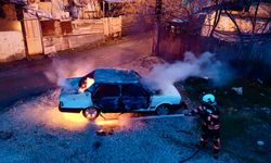Babasına kızıp aracını ateşe vermiş