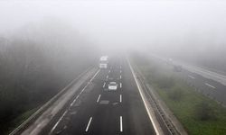Anadolu Otoyolu'nun Düzce kesiminde sis etkili oldu