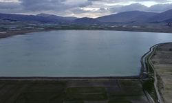 Antalya'da Sağanak Yağış Tarım Arazilerini Su Altında Bıraktı