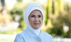 Emine Erdoğan, Türk milleti ve İslam aleminin Kadir Gecesi'ni tebrik etti