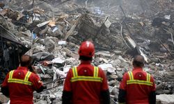 İsrail; "İran'daki askeri altyapı ve tesisleri hedef aldık."